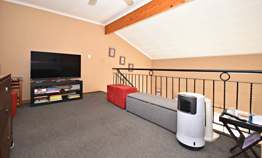 2 Bedroom Property for Sale in Bromhof Gauteng