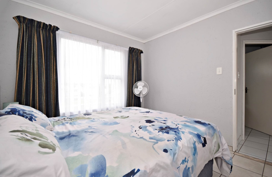 2 Bedroom Property for Sale in Bromhof Gauteng