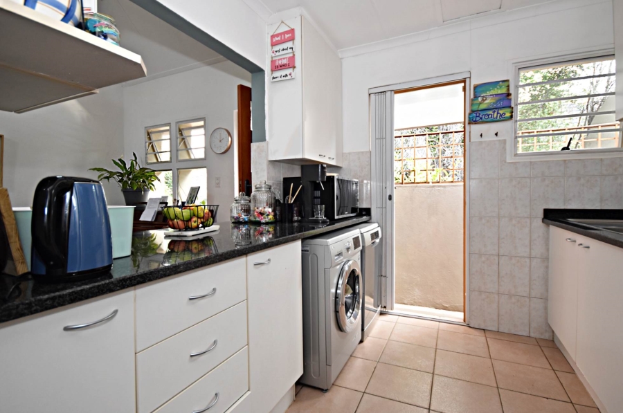 3 Bedroom Property for Sale in Bromhof Gauteng