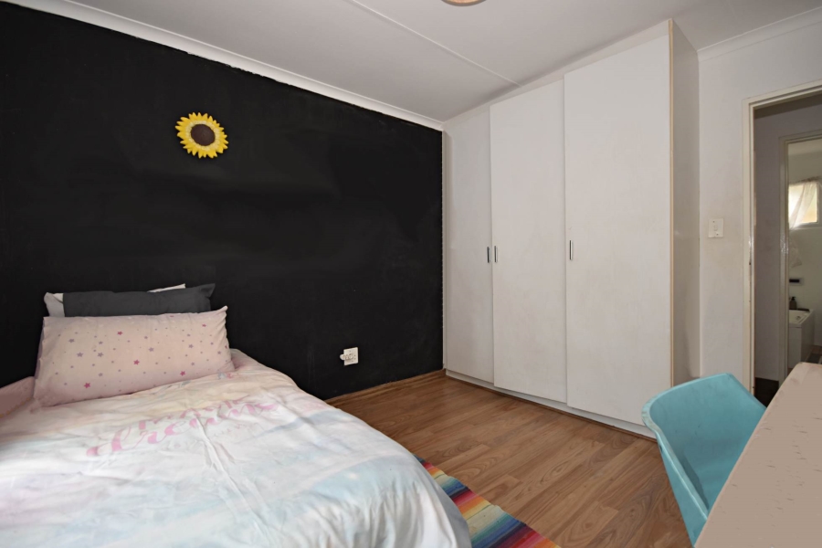 3 Bedroom Property for Sale in Bromhof Gauteng