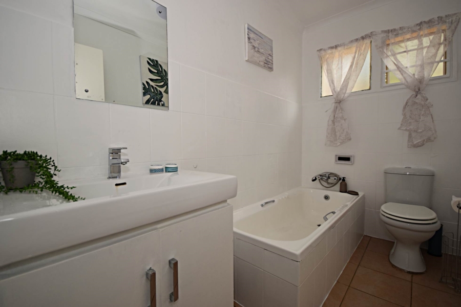 3 Bedroom Property for Sale in Bromhof Gauteng