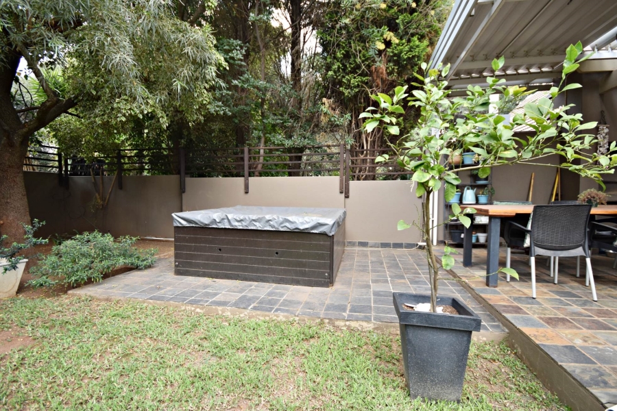 3 Bedroom Property for Sale in Bromhof Gauteng