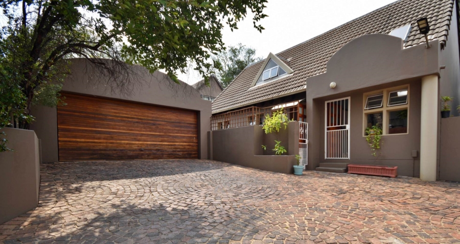 3 Bedroom Property for Sale in Bromhof Gauteng