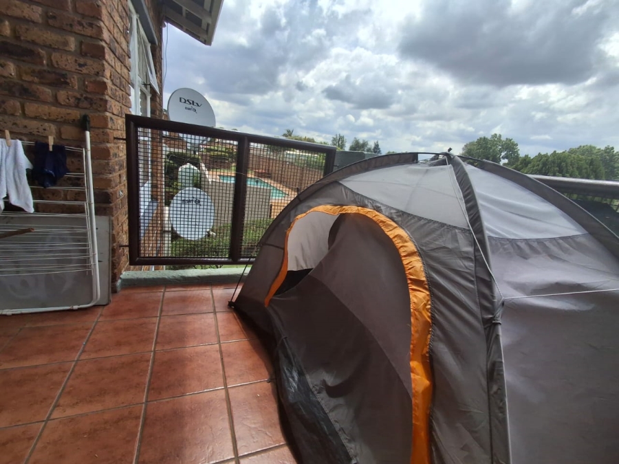 2 Bedroom Property for Sale in Ravenswood Gauteng