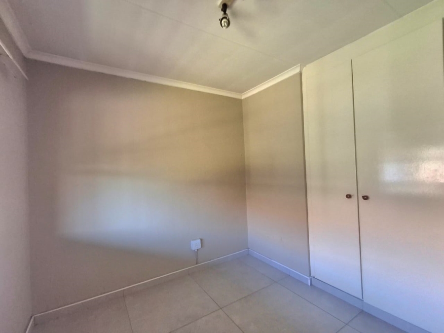 2 Bedroom Property for Sale in Ravenswood Gauteng