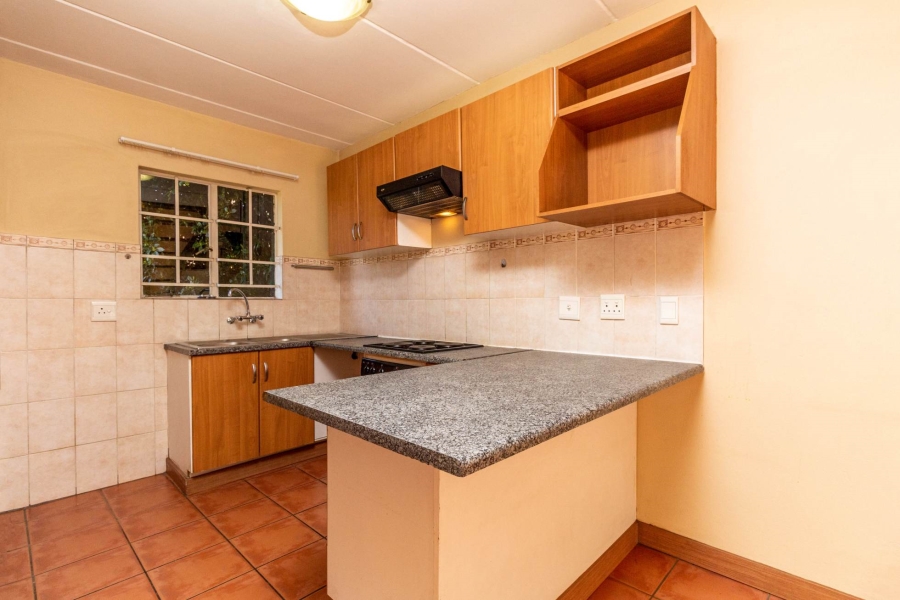 2 Bedroom Property for Sale in Olivedale Gauteng