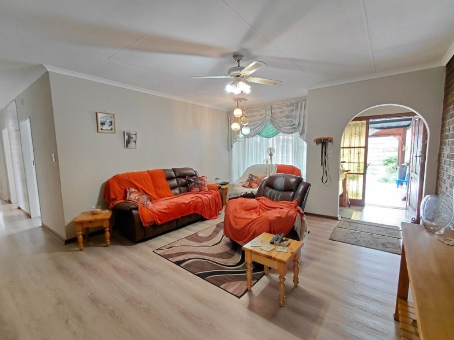 3 Bedroom Property for Sale in Klippoortje Gauteng
