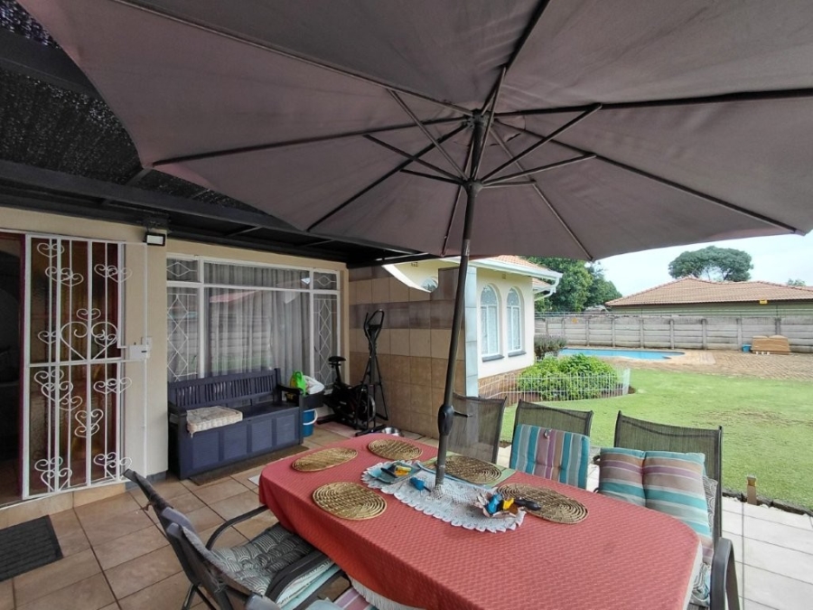 3 Bedroom Property for Sale in Klippoortje Gauteng