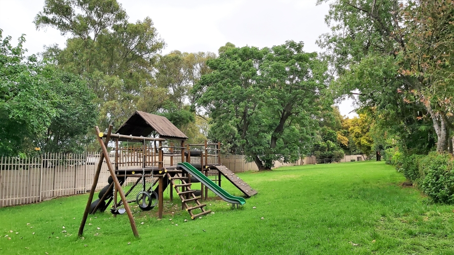 2 Bedroom Property for Sale in Fourways Gauteng