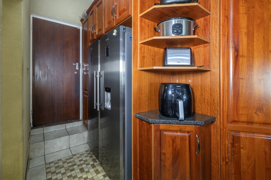 5 Bedroom Property for Sale in Moreleta Park Gauteng