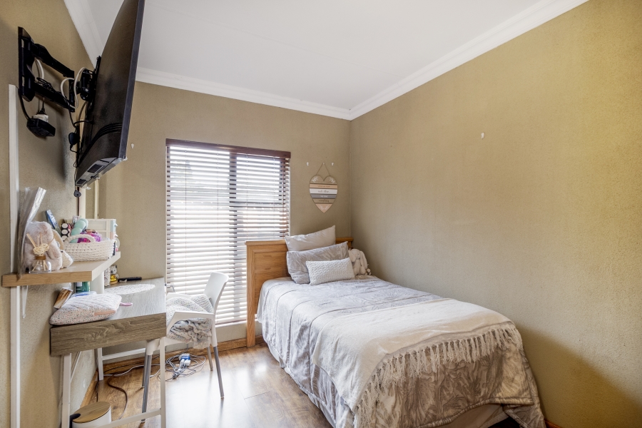 5 Bedroom Property for Sale in Moreleta Park Gauteng