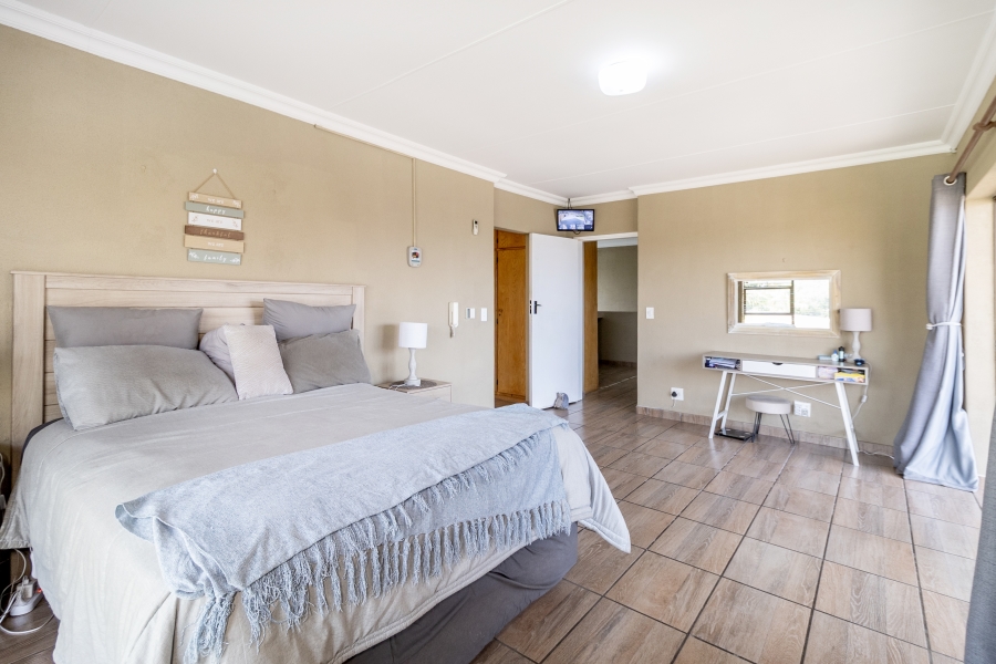 5 Bedroom Property for Sale in Moreleta Park Gauteng