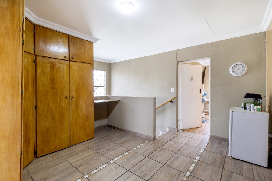 5 Bedroom Property for Sale in Moreleta Park Gauteng