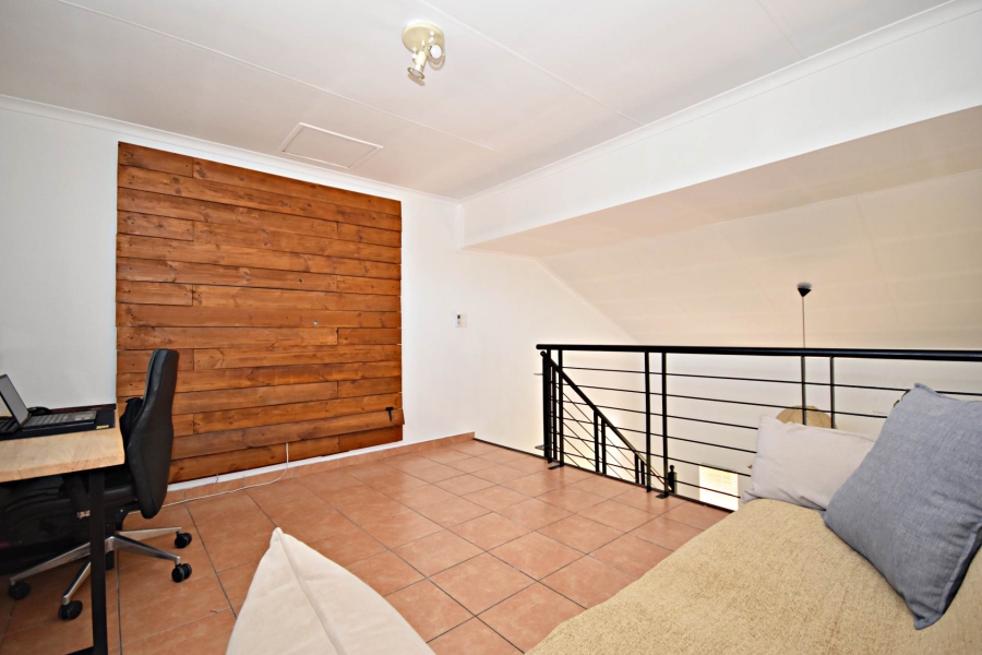 2 Bedroom Property for Sale in Olivedale Gauteng