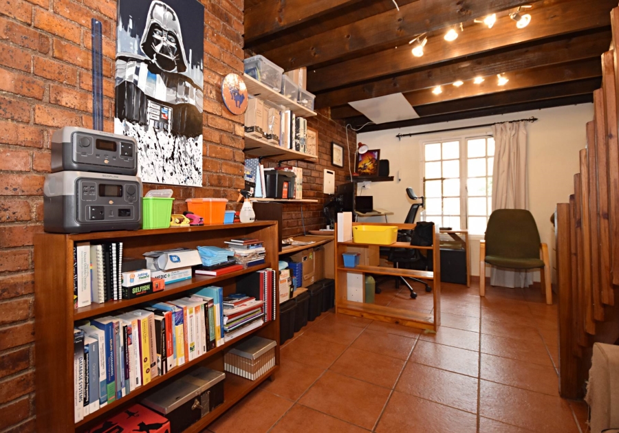 4 Bedroom Property for Sale in Bloubosrand Gauteng