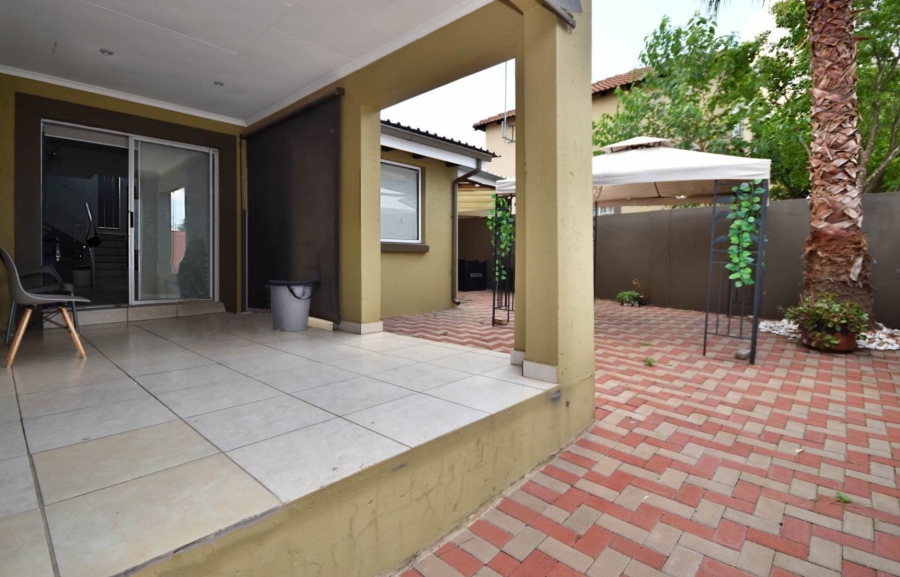 3 Bedroom Property for Sale in North Riding Gauteng