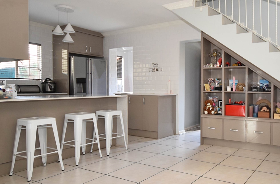 3 Bedroom Property for Sale in North Riding Gauteng