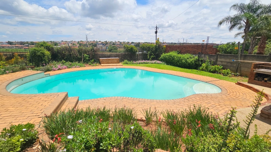 3 Bedroom Property for Sale in The Reeds Gauteng
