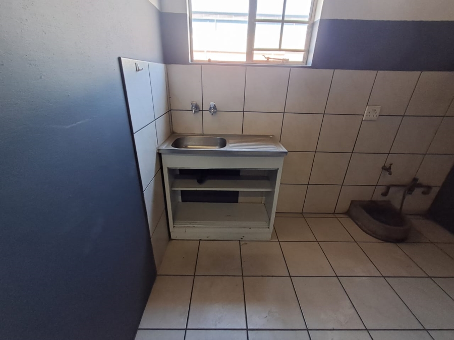 To Let commercial Property for Rent in Duncanville Gauteng