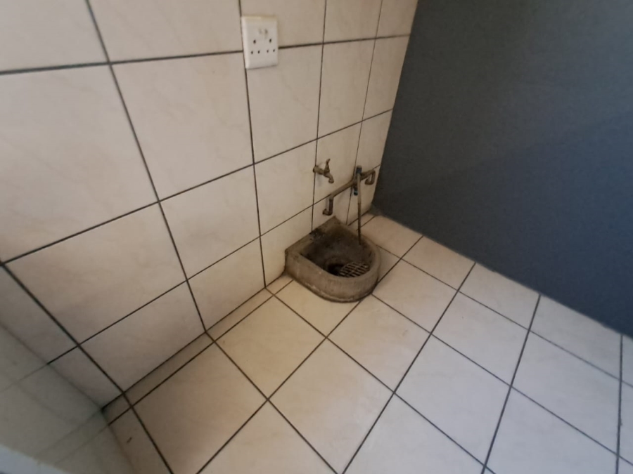 To Let commercial Property for Rent in Duncanville Gauteng