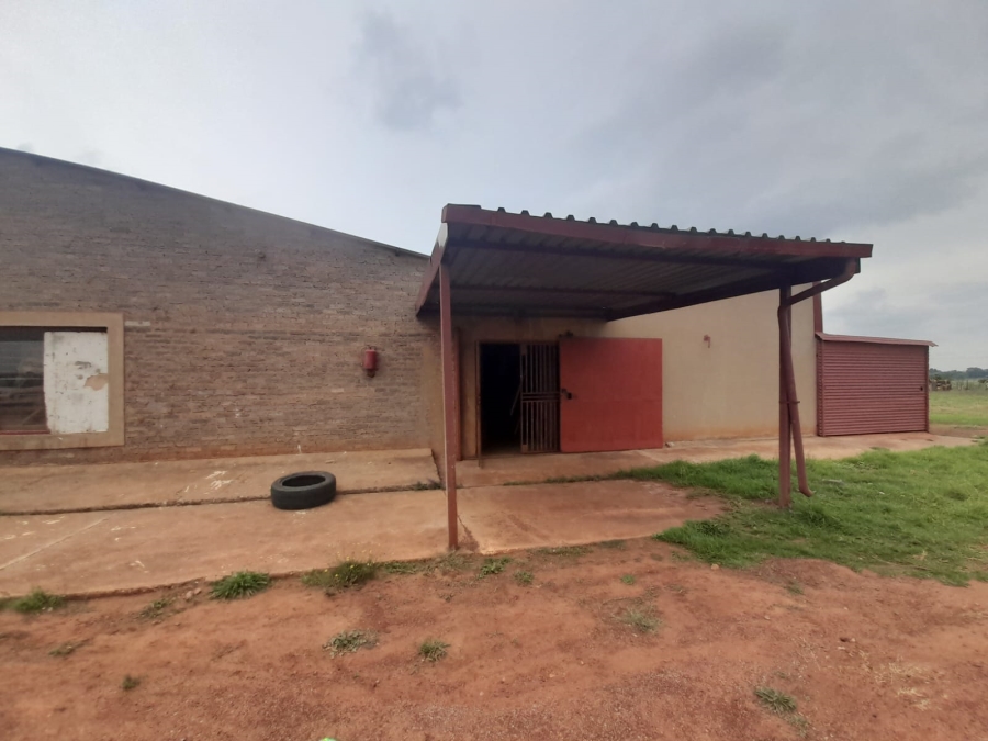 To Let commercial Property for Rent in De Deur Gauteng