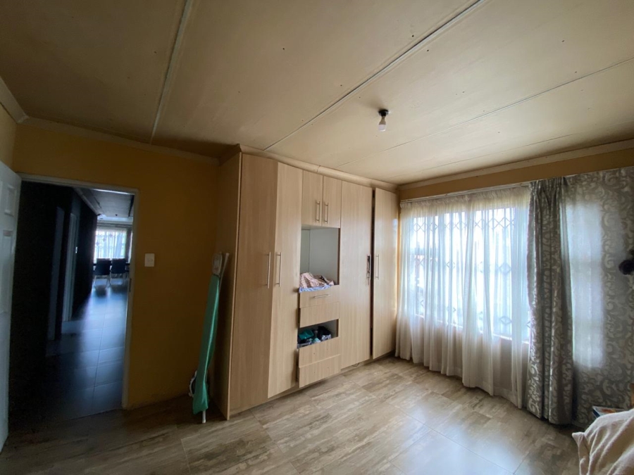 3 Bedroom Property for Sale in Sebokeng Zone 17 Gauteng