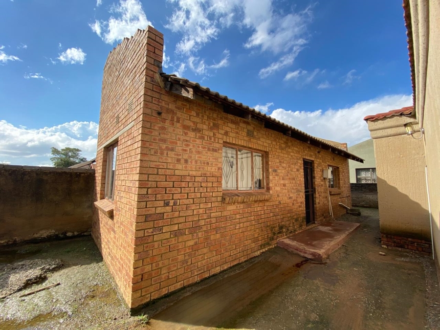 3 Bedroom Property for Sale in Sebokeng Zone 17 Gauteng