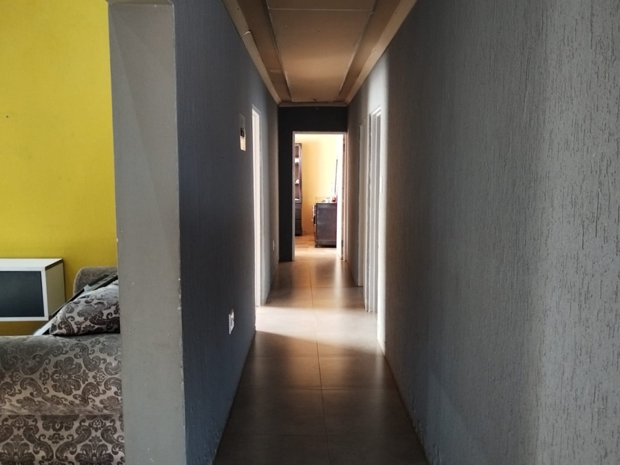 3 Bedroom Property for Sale in Sebokeng Zone 17 Gauteng
