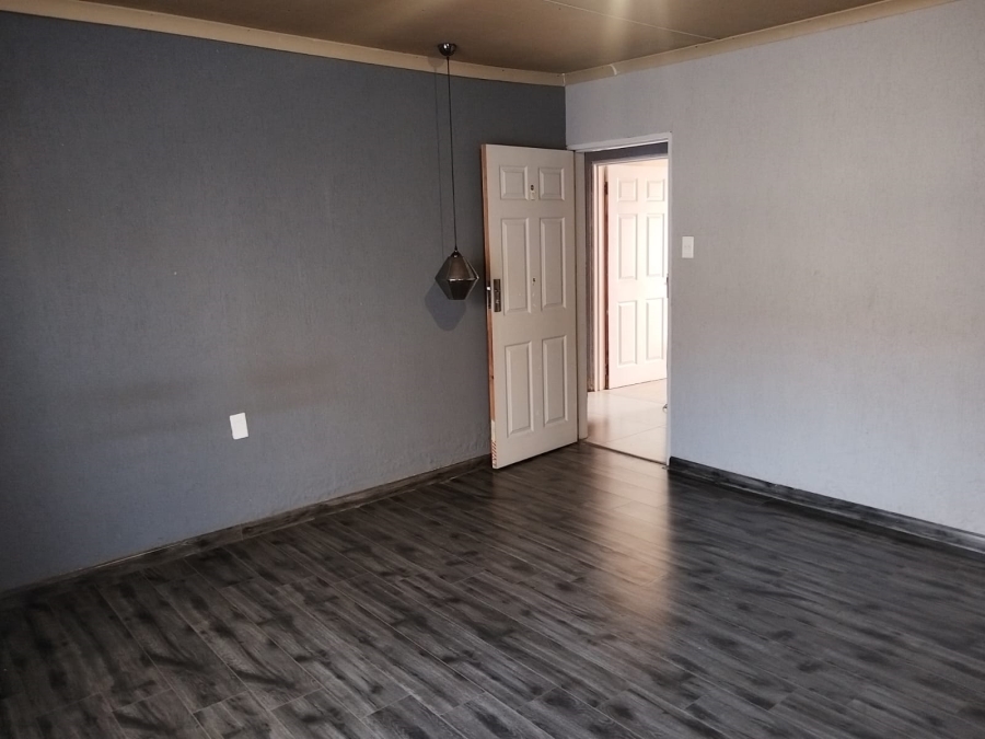 3 Bedroom Property for Sale in Sebokeng Zone 17 Gauteng