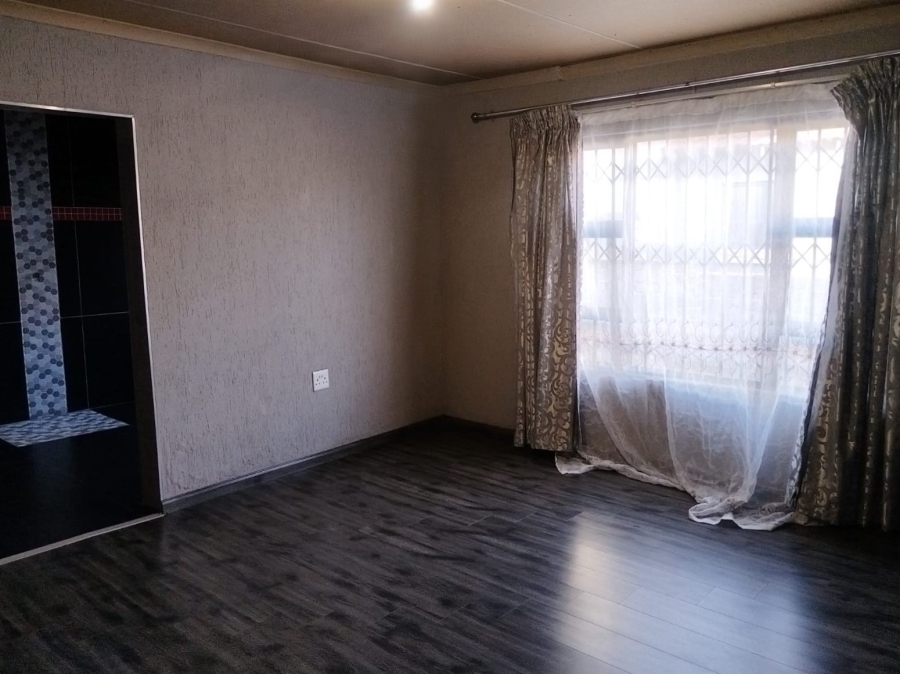 3 Bedroom Property for Sale in Sebokeng Zone 17 Gauteng