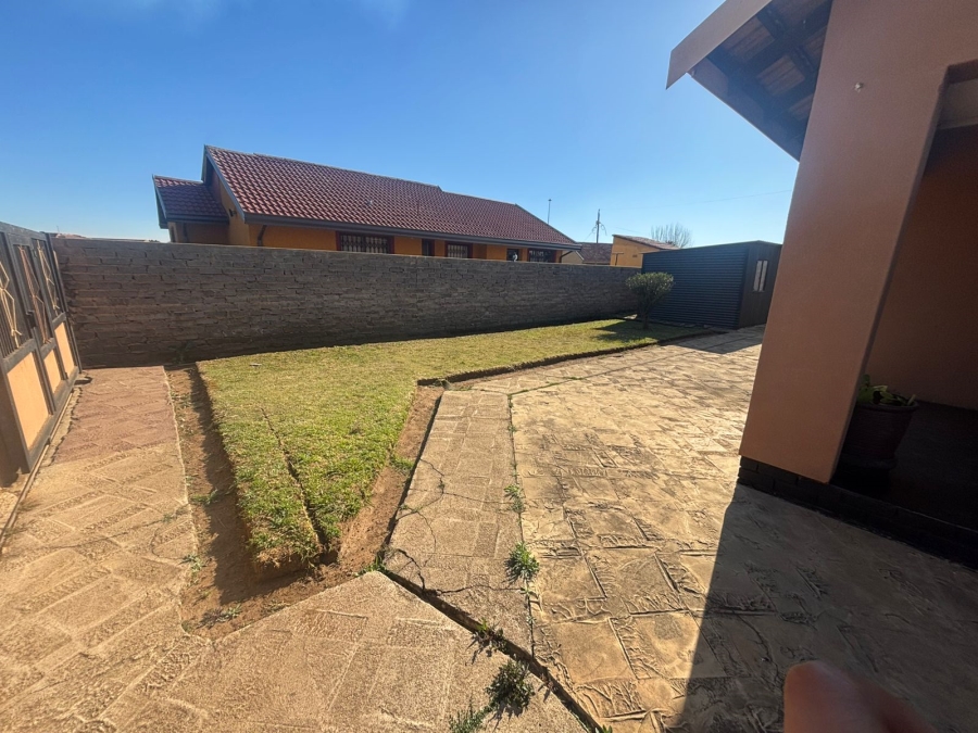 2 Bedroom Property for Sale in Sebokeng Zone 6 Gauteng