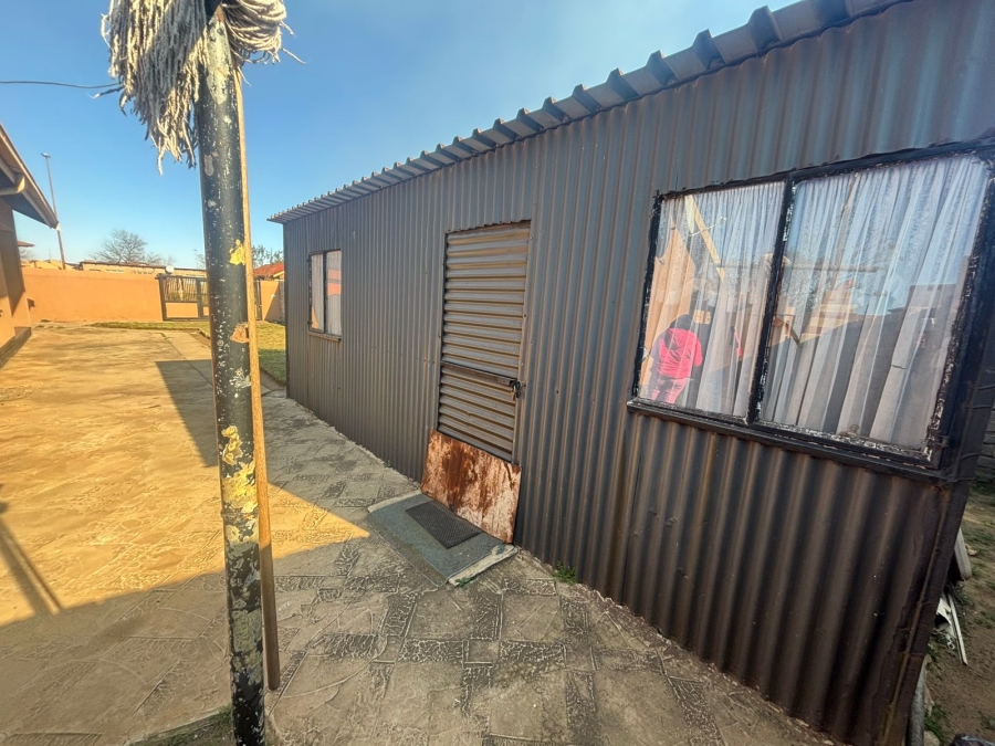 2 Bedroom Property for Sale in Sebokeng Zone 6 Gauteng