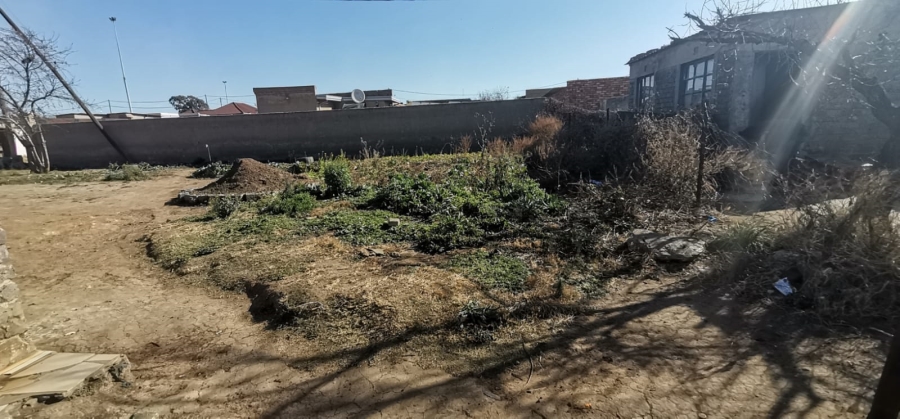 2 Bedroom Property for Sale in Langaville Gauteng