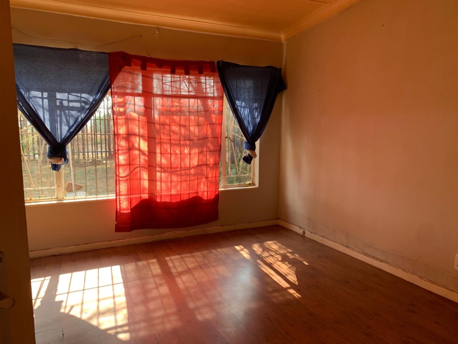 5 Bedroom Property for Sale in Rensburg Gauteng