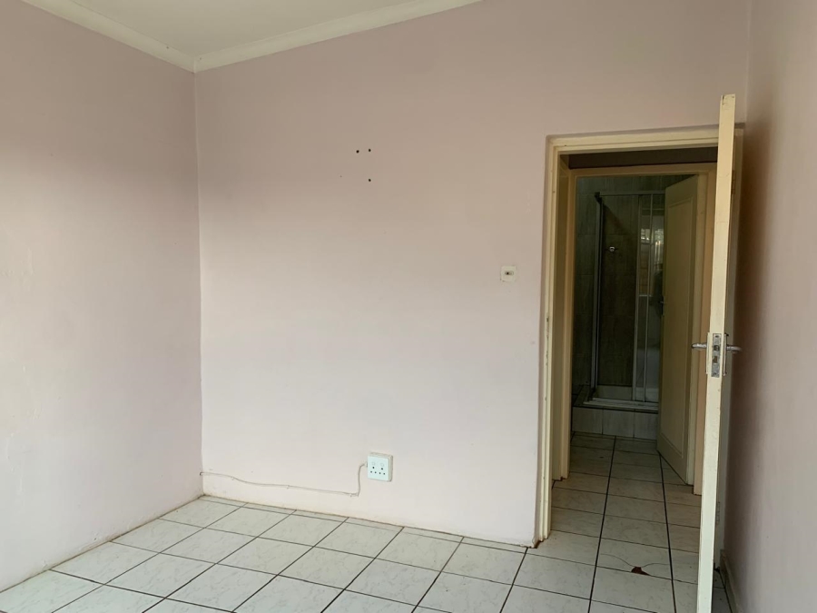 5 Bedroom Property for Sale in Rensburg Gauteng