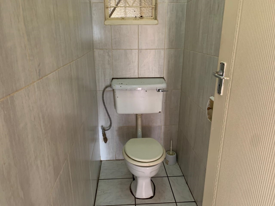 5 Bedroom Property for Sale in Rensburg Gauteng