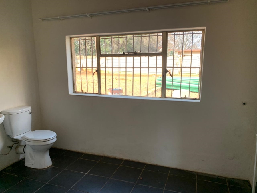5 Bedroom Property for Sale in Rensburg Gauteng