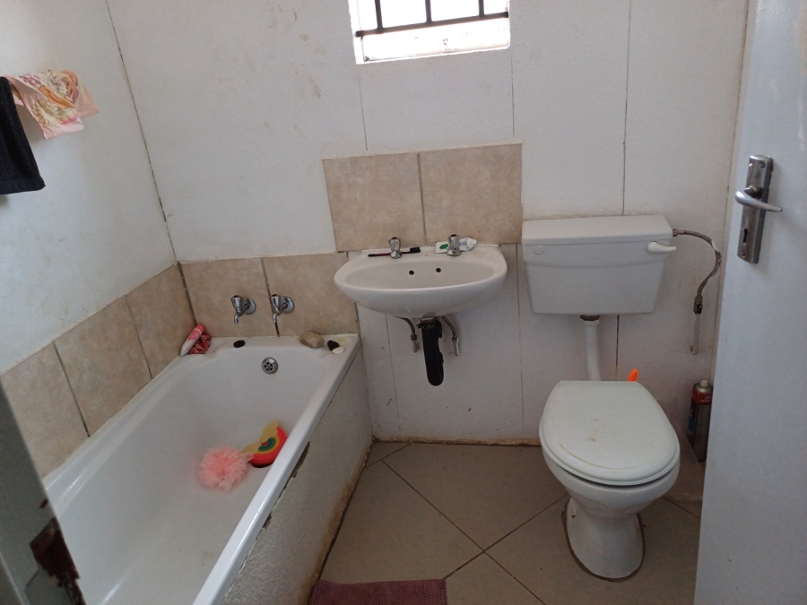 2 Bedroom Property for Sale in Savanna City Gauteng