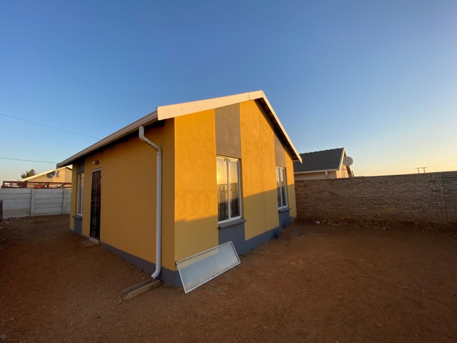 2 Bedroom Property for Sale in Savanna City Gauteng