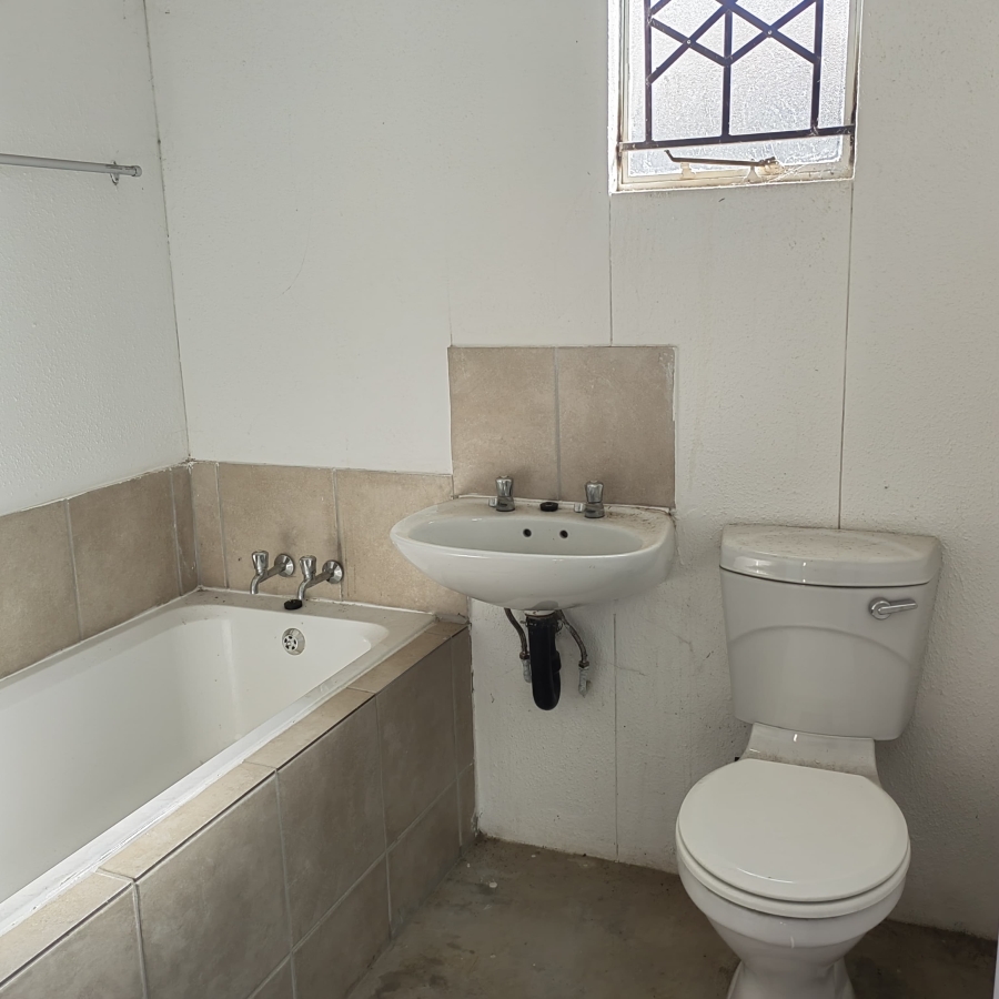 2 Bedroom Property for Sale in Savanna City Gauteng