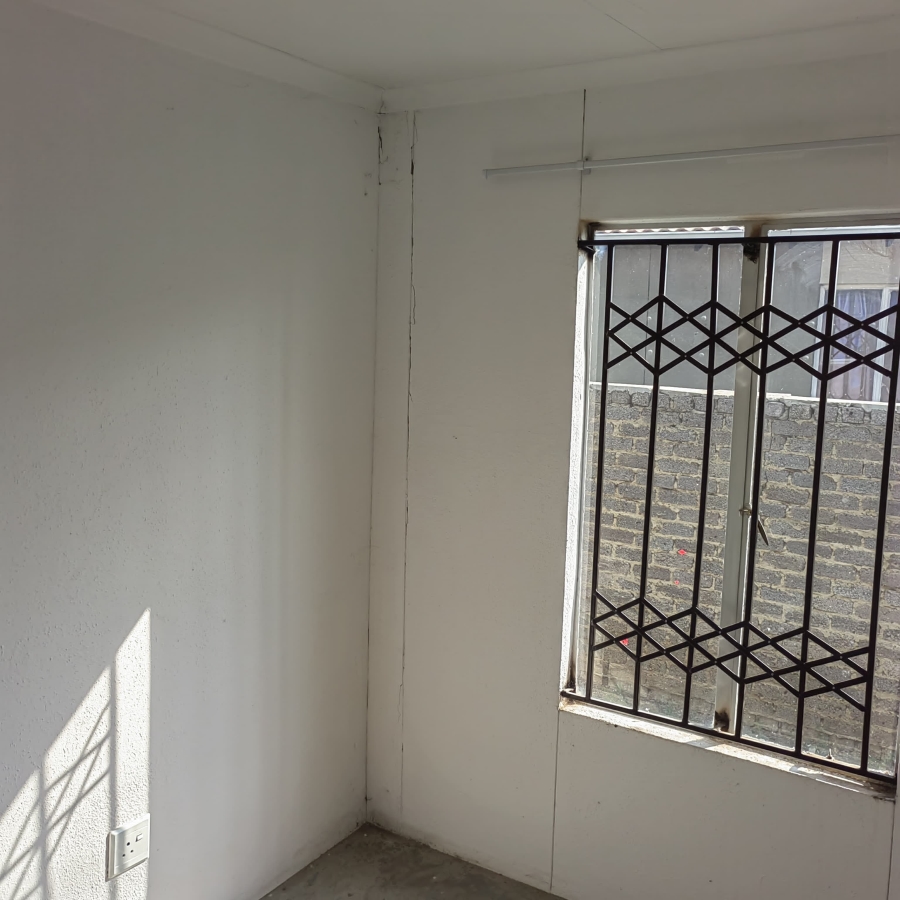 2 Bedroom Property for Sale in Savanna City Gauteng