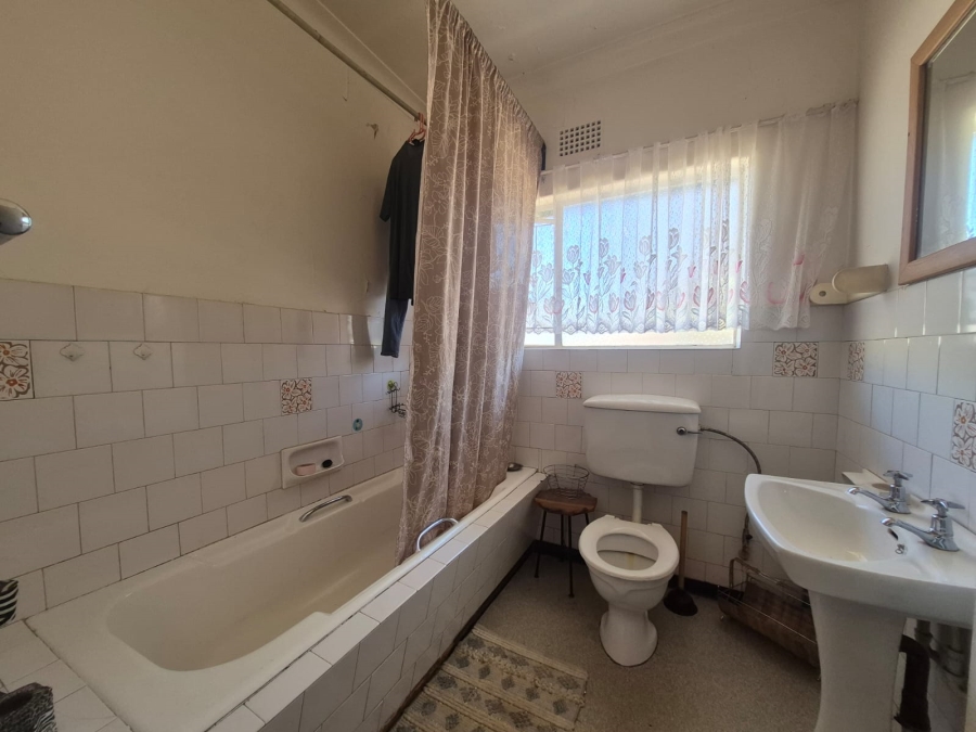 3 Bedroom Property for Sale in Kookrus Gauteng