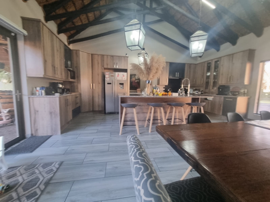 6 Bedroom Property for Sale in Vanderbijlpark SW 5 Gauteng