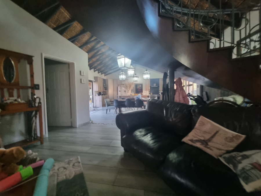 6 Bedroom Property for Sale in Vanderbijlpark SW 5 Gauteng