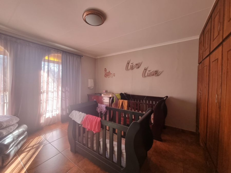 6 Bedroom Property for Sale in Vanderbijlpark SW 5 Gauteng