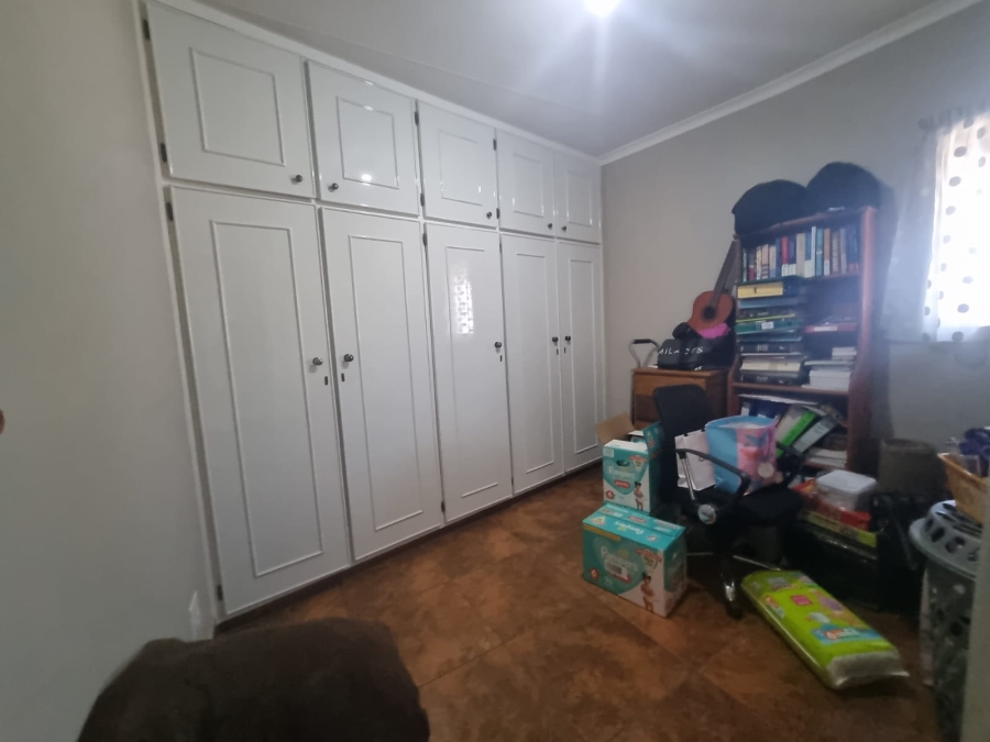 6 Bedroom Property for Sale in Vanderbijlpark SW 5 Gauteng