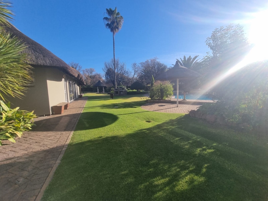 6 Bedroom Property for Sale in Vanderbijlpark SW 5 Gauteng
