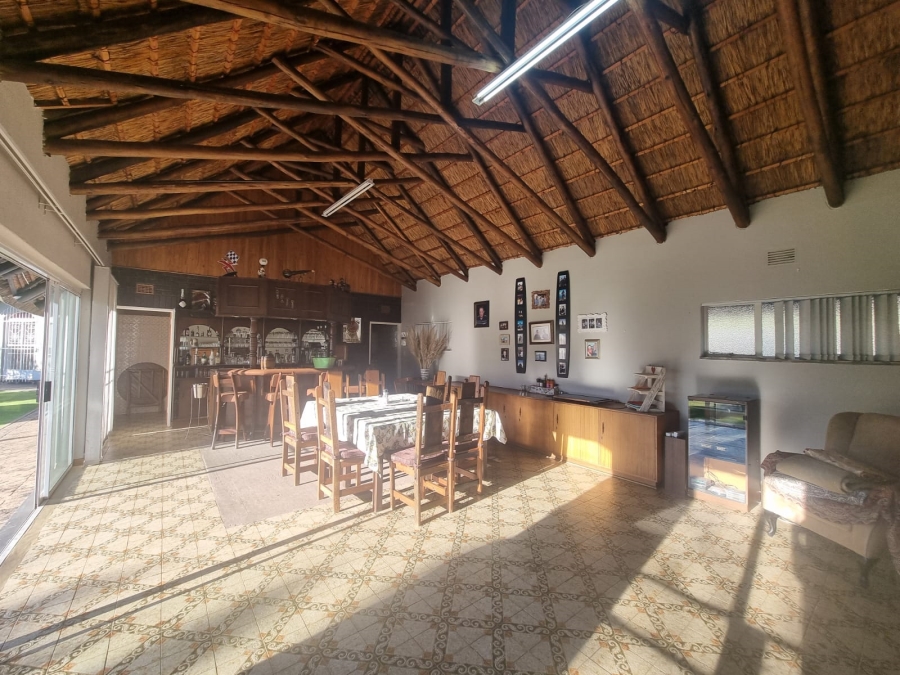6 Bedroom Property for Sale in Vanderbijlpark SW 5 Gauteng