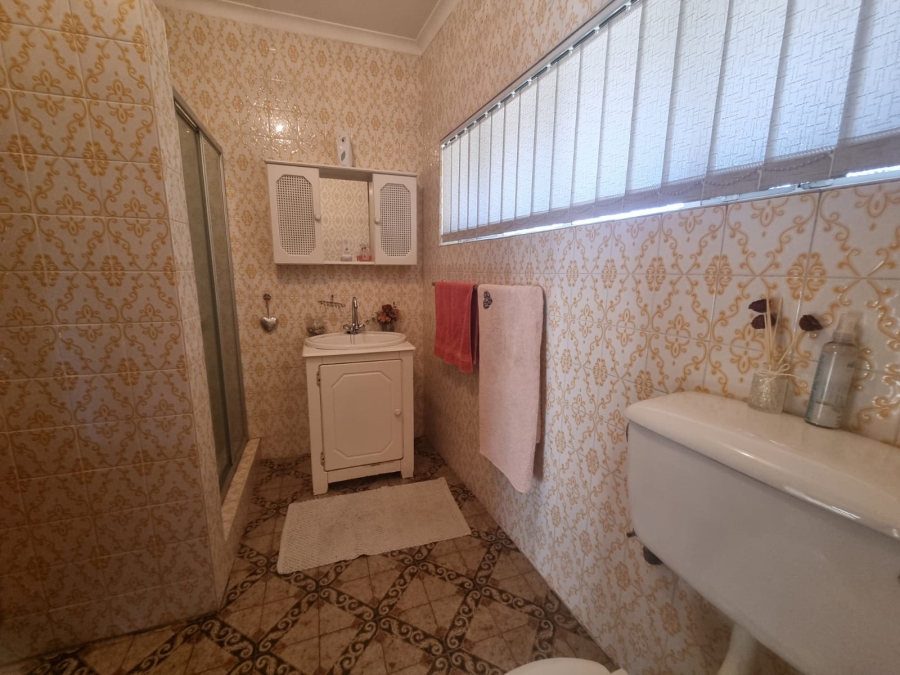 6 Bedroom Property for Sale in Vanderbijlpark SW 5 Gauteng