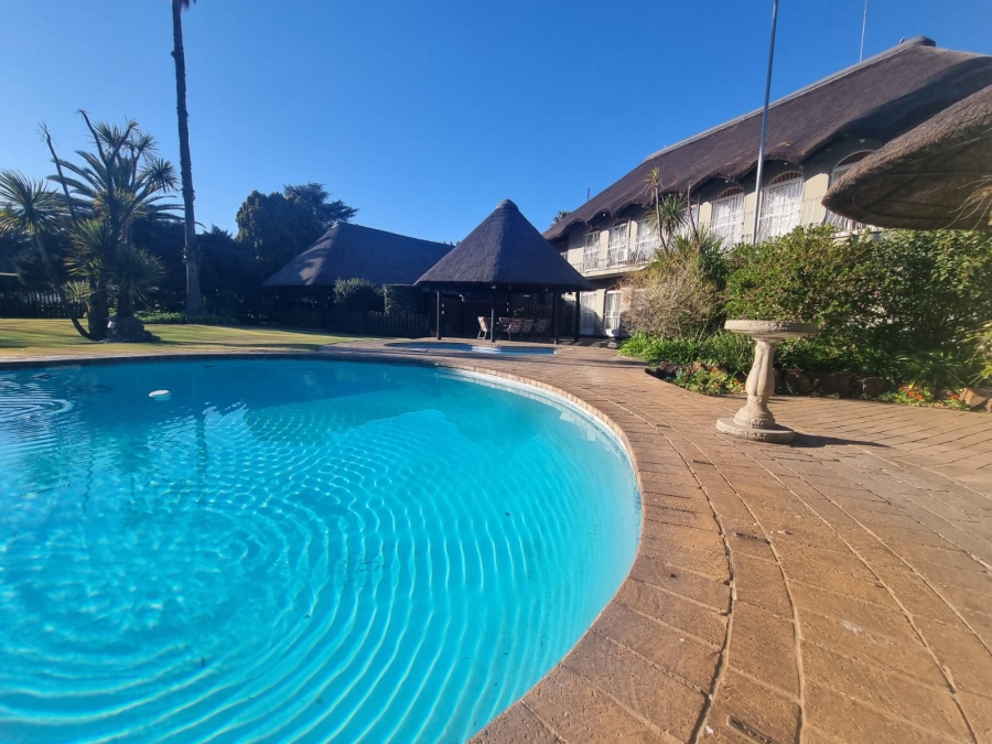 6 Bedroom Property for Sale in Vanderbijlpark SW 5 Gauteng